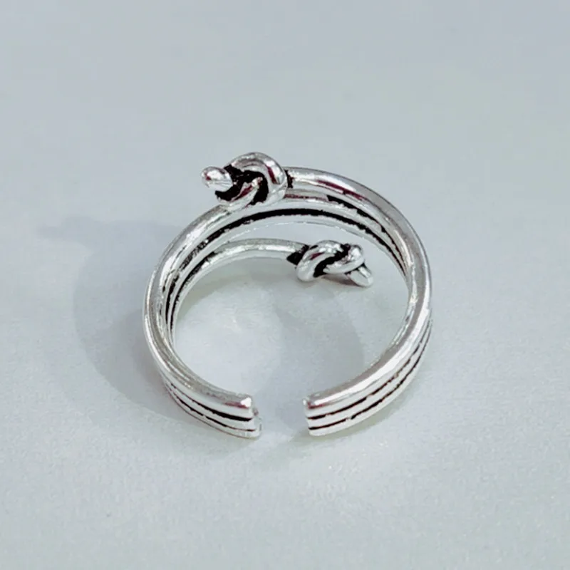 Simple Opening Rings For Women Double Layer Retro Rope Knot Adjustable Ring Girl Party Hip Hop Punk Personality Jewelry Gift
Simple Opening Rings For Women Double Layer Retro Rope Knot Adjustable Ring Girl Party Hip Hop Punk Personality Jewelry Gift