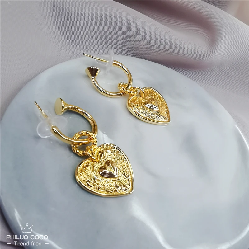 AltN BYK Daire Kore Versiyonu Geometrik Metal KadN AltN KPe KadN Retro BRak KPe 2020 Trend Moda Tak
AltN BYK Daire Kore Versiyonu Geometrik Metal KadN AltN KPe KadN Retro BRak KPe 2020 Trend Moda Tak