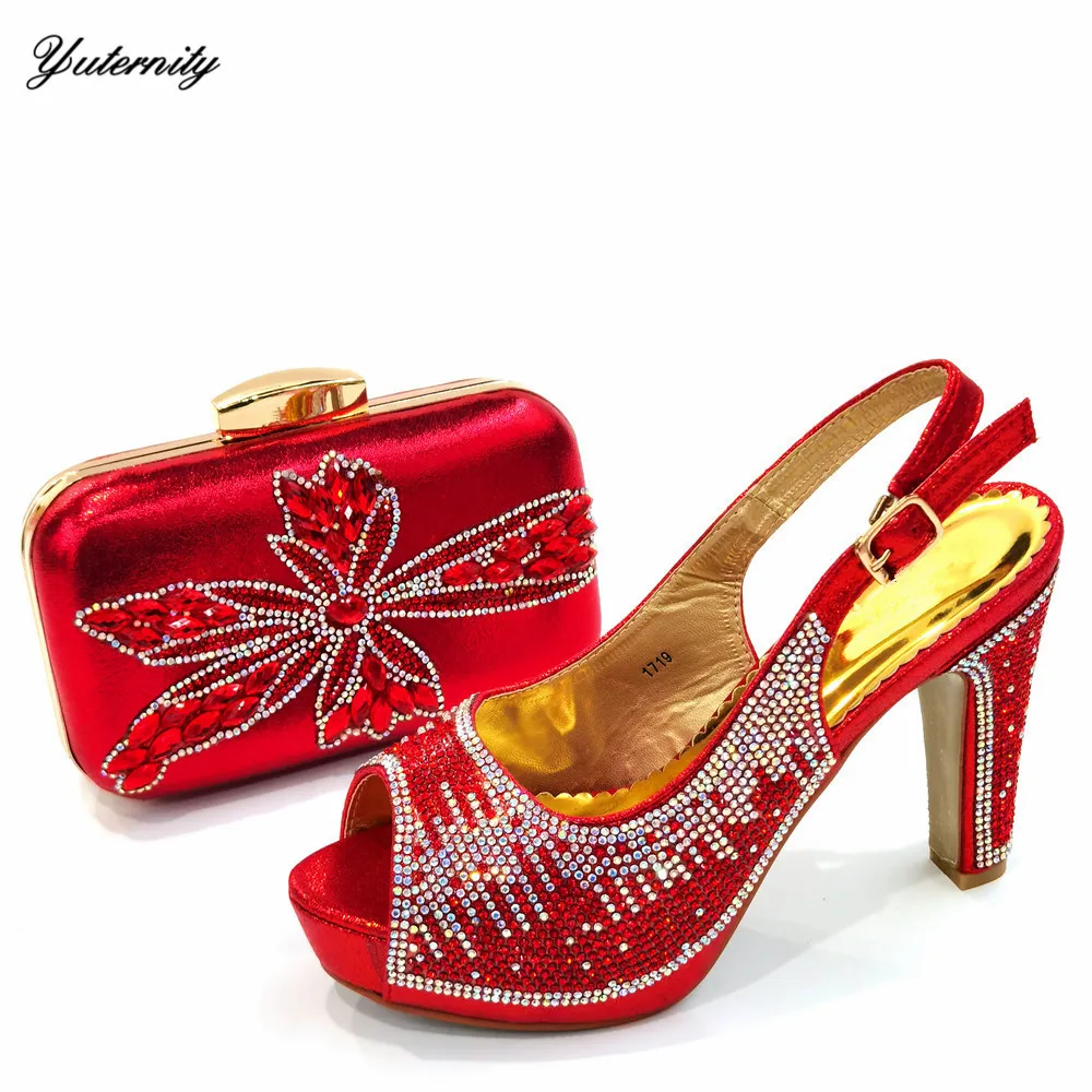 Italian Summer Handmade Red Color Shoes And Bag Set African Decorated With Rhinestone Pumps Shoes And Bag Set For Evening Dress
Italian Summer Handmade Red Color Shoes And Bag Set African Decorated With Rhinestone Pumps Shoes And Bag Set For Evening Dress