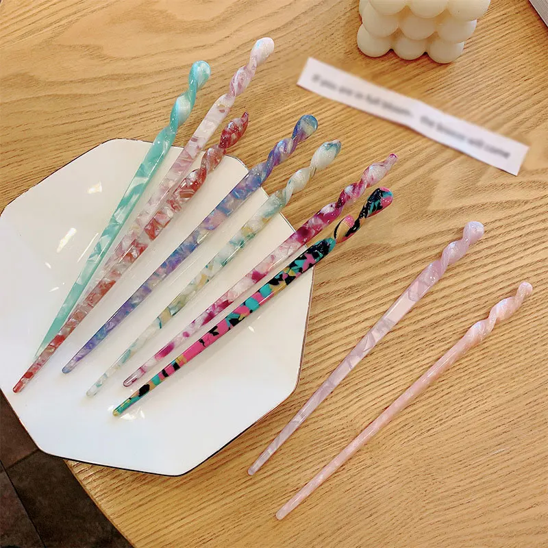 Woman Vintage Hair Stick Chinese Style Resin Chopstick Marble Leopard Print Hairpins Hair Accessories For Girl Elegant Headwear 
Woman Vintage Hair Stick Chinese Style Resin Chopstick Marble Leopard Print Hairpins Hair Accessories For Girl Elegant Headwear