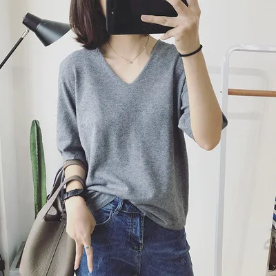 Summer women's new Korean version of the simple V-neck wild pullover T-shirt solid color sleeve casual top TB8033
Summer women's new Korean version of the simple V-neck wild pullover T-shirt solid color sleeve casual top TB8033