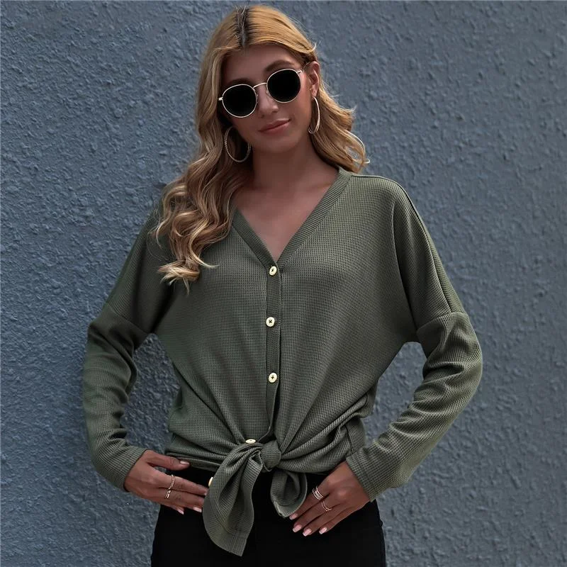 Autumn Women Blouse Harajuku Button Shirt Vintage Christmas Womens Solid Women's V Neck Shirts Women Loose Female Mom Clothes
Autumn Women Blouse Harajuku Button Shirt Vintage Christmas Womens Solid Women's V Neck Shirts Women Loose Female Mom Clothes
