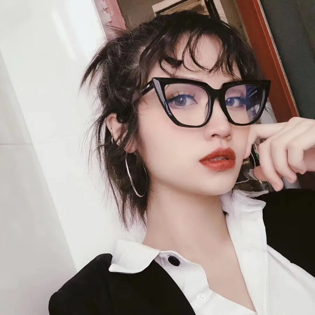 2021 Fashion Cat Eye Optical Glasses for Women Anti Blue Light Computer Eyeglasses Men Vintage Sexy Reading Eyewear Gaming Gafas
2021 Fashion Cat Eye Optical Glasses for Women Anti Blue Light Computer Eyeglasses Men Vintage Sexy Reading Eyewear Gaming Gafas