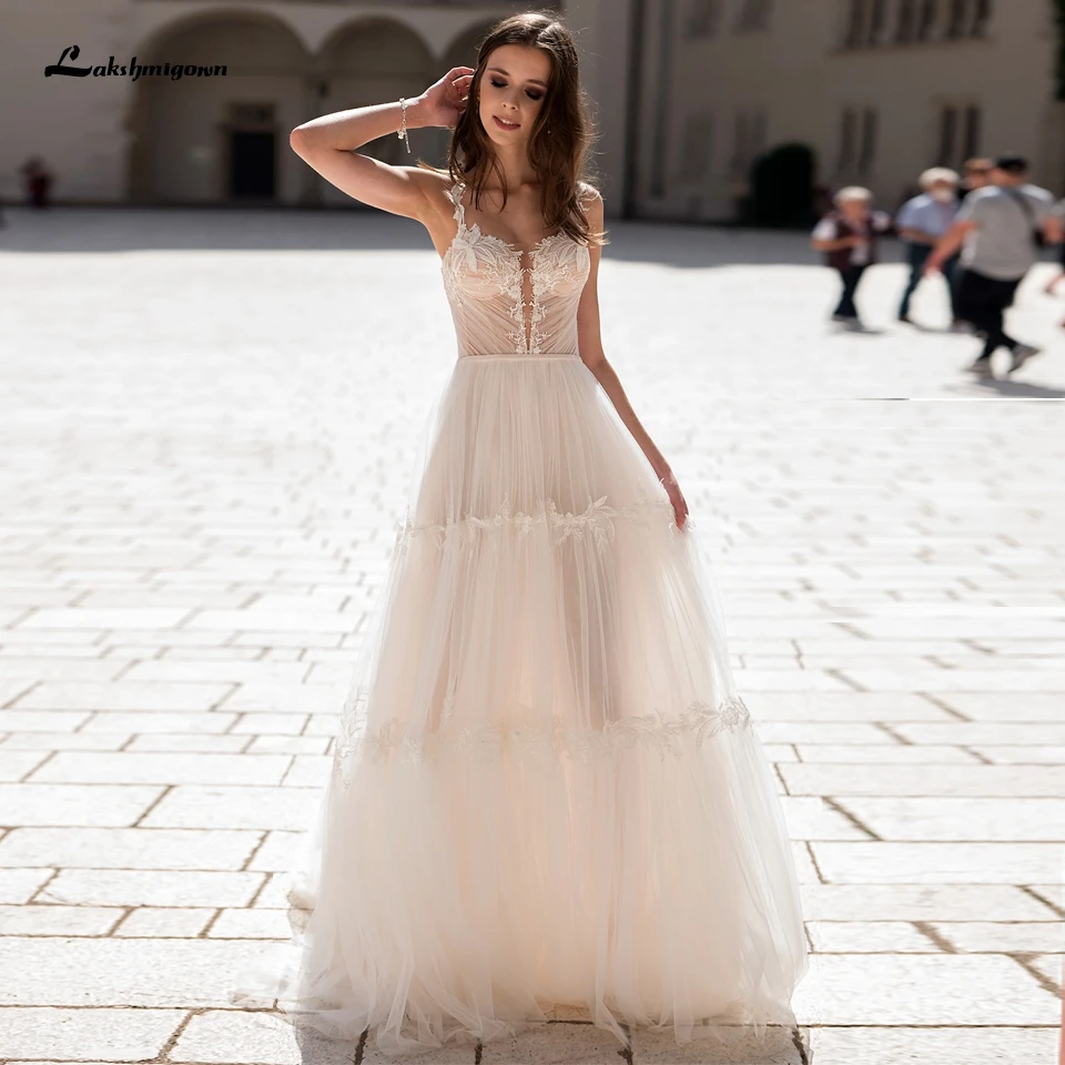 Robe Boheme Femme Chic Bridal Dress 2021 Vintage Boho Style Beach Wedding Dresses Sheer Illusion Lace Appliques Bodice
Robe Boheme Femme Chic Bridal Dress 2021 Vintage Boho Style Beach Wedding Dresses Sheer Illusion Lace Appliques Bodice