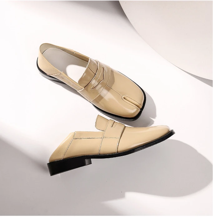 New Fashion Genuine Leather High Qlity Unisex Loafers Tabi Split Toe Men's Leisure Footwear Fashion Women Flats Shoes Dress Shoe
New Fashion Genuine Leather High Qlity Unisex Loafers Tabi Split Toe Men's Leisure Footwear Fashion Women Flats Shoes Dress Shoe