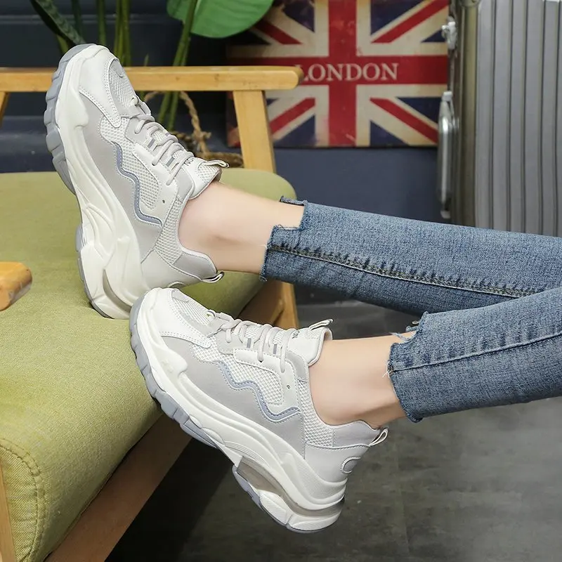 2020 spring and autumn new fashion old shoes trifle thick-soled casual shoes women's wild sports casual single shoes X349
2020 spring and autumn new fashion old shoes trifle thick-soled casual shoes women's wild sports casual single shoes X349