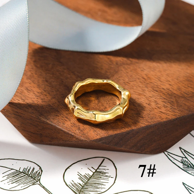 UILZ High Quality Green Crystal Stone Opening Ring for Ladies Gold Color Jewelry Daily Wear Party Bijoux Femmal CRL059
UILZ High Quality Green Crystal Stone Opening Ring for Ladies Gold Color Jewelry Daily Wear Party Bijoux Femmal CRL059