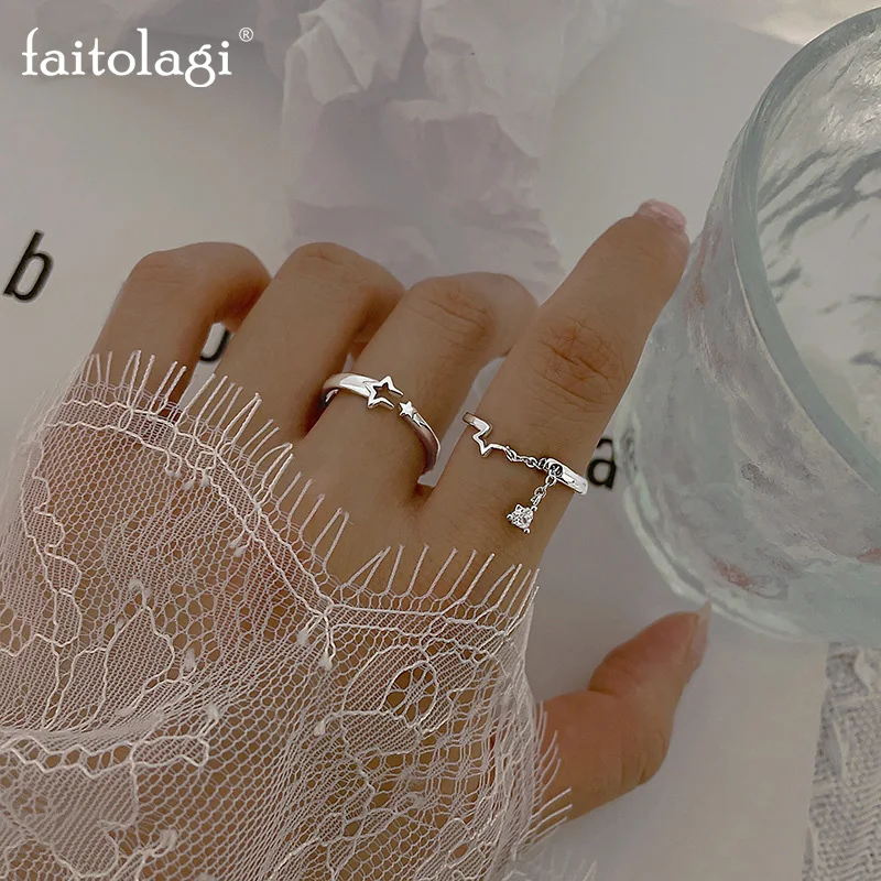 Simple Star Tassel Rings Meteor Chain Crystal Pendant Couple Ring Hollow Star Geometric Lover Rings Girl Friend Finger Jewelry
Simple Star Tassel Rings Meteor Chain Crystal Pendant Couple Ring Hollow Star Geometric Lover Rings Girl Friend Finger Jewelry