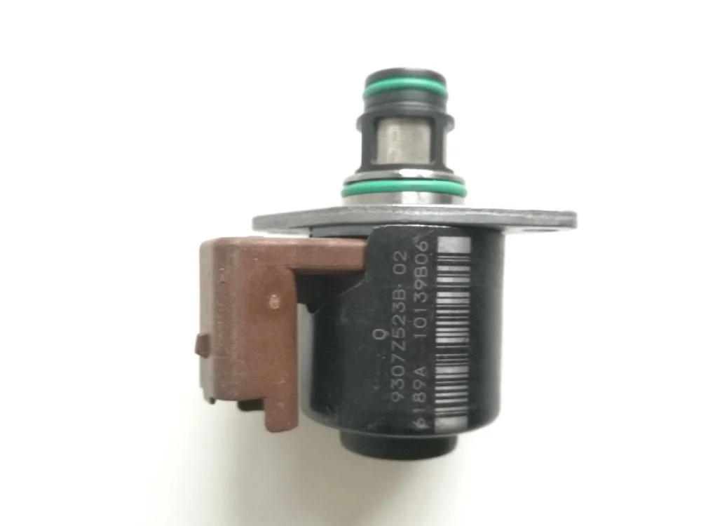 Original imported metering valve IMV 9109-903 common rail fuel pump regulating valve 9109903 9307z523b Delphi Shuanglong Nissan
Original imported metering valve IMV 9109-903 common rail fuel pump regulating valve 9109903 9307z523b Delphi Shuanglong Nissan