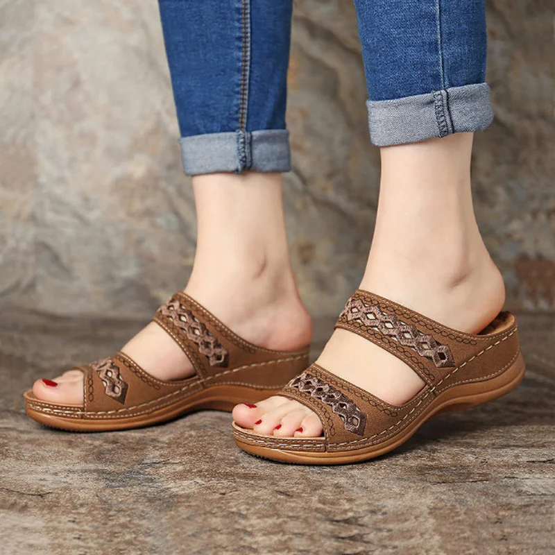 Women Sandals Summer Wedges Outdoor Fashion Shoes Slip On Slippers Ladies Casual Flat Open Toe Sandalias Female Vintage Shoes
Women Sandals Summer Wedges Outdoor Fashion Shoes Slip On Slippers Ladies Casual Flat Open Toe Sandalias Female Vintage Shoes