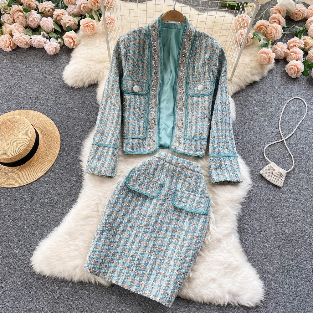Beaded Diamonds Two Piece Tweed Sets Women Autumn Winter Clothes Tweed Jackets Coat Suits A Line Skirts 2pcs Dress Suits Female
Beaded Diamonds Two Piece Tweed Sets Women Autumn Winter Clothes Tweed Jackets Coat Suits A Line Skirts 2pcs Dress Suits Female