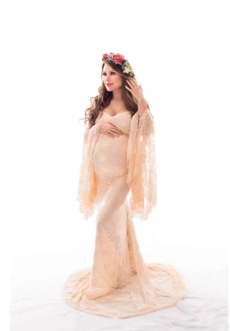 Pregnant Women's Dress White Sexy Deep V-neck Trumpet Sleeve Lace Perspective Tight Tail Dress
Pregnant Women's Dress White Sexy Deep V-neck Trumpet Sleeve Lace Perspective Tight Tail Dress