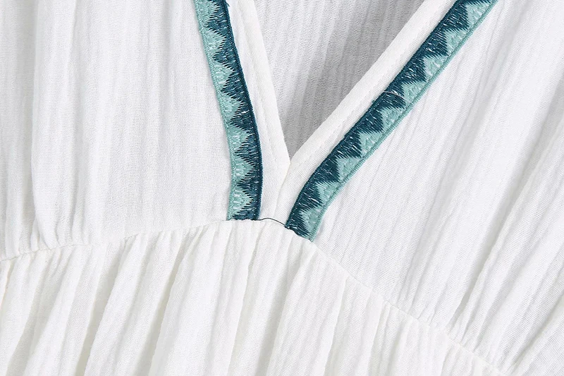 HWLZLTZHT 2021 Embroidery Dress Women Patchwork Long Puff Sleeve Vintage Loose Mini Summer Dress Woman Pleated White Dresses 
HWLZLTZHT 2021 Embroidery Dress Women Patchwork Long Puff Sleeve Vintage Loose Mini Summer Dress Woman Pleated White Dresses