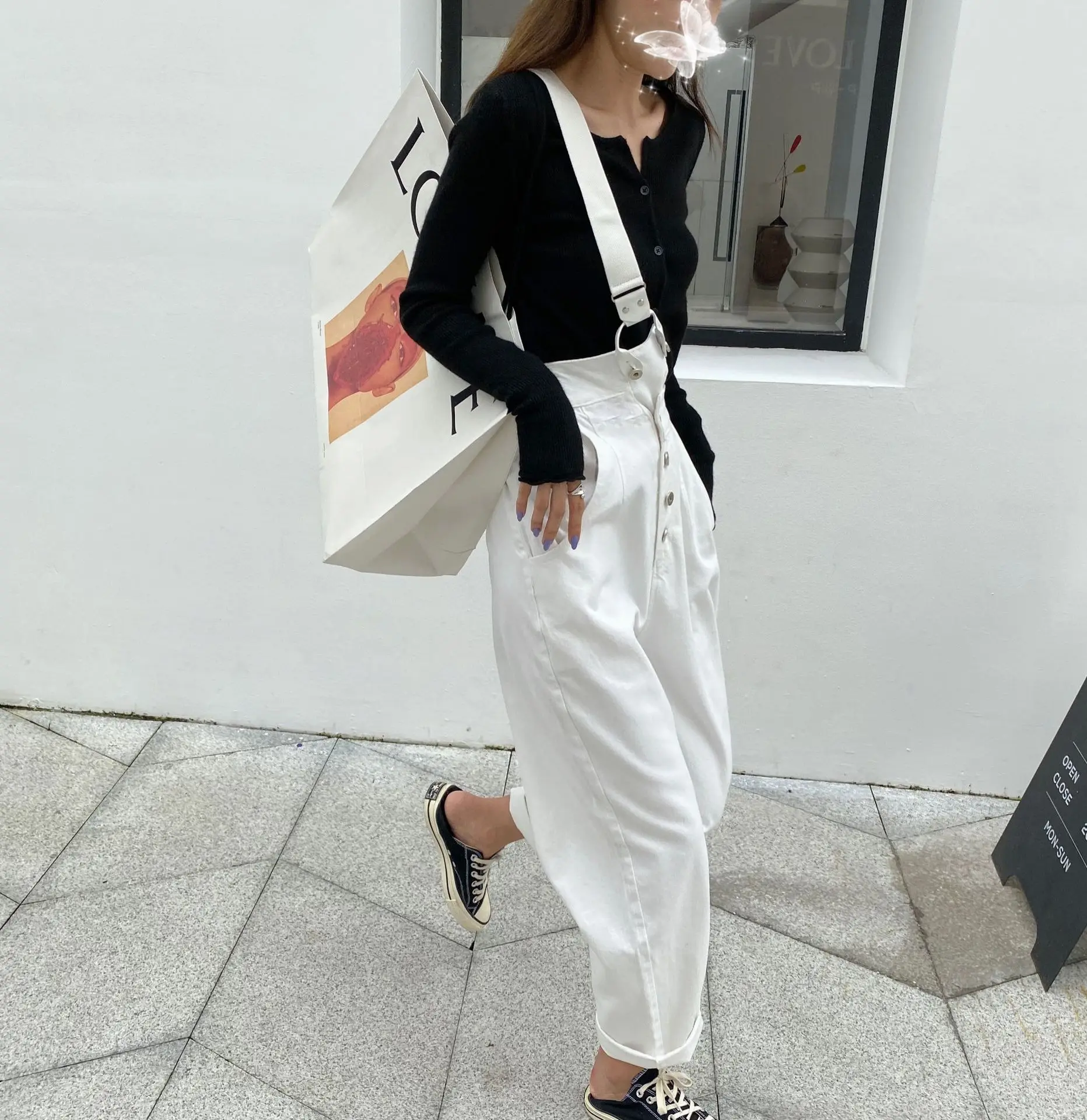 TVVOVVIN Korean Fashion Women's White Jeans Single Shoulder Strap Straight Loose High Waist Denim Trousers K0T7
TVVOVVIN Korean Fashion Women's White Jeans Single Shoulder Strap Straight Loose High Waist Denim Trousers K0T7