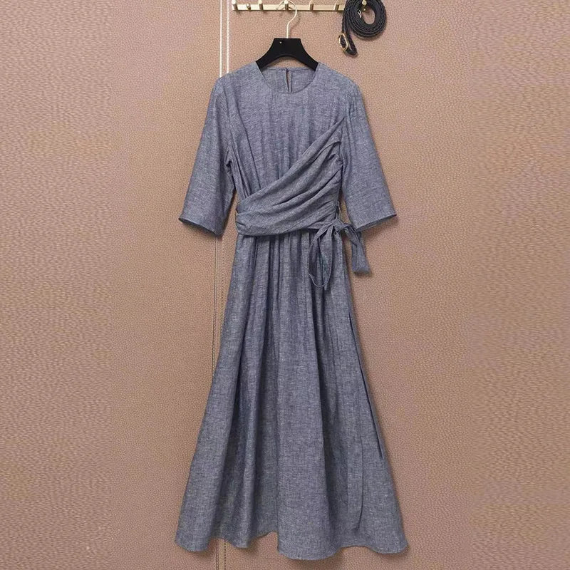 High Quality Summer New Women's Round Neck Solid Color Short-sleeved Design Waist Wrap Classic Dress Temperament Is Thin
High Quality Summer New Women's Round Neck Solid Color Short-sleeved Design Waist Wrap Classic Dress Temperament Is Thin