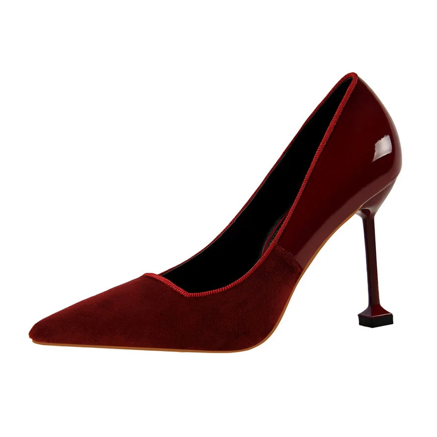 Spring Women Shoes Pointed Toe Pumps 9.5CM Thin Heels Wedding Dress Shoes Patent leather Suede Colorblock High Heels Boat Shoes 
Spring Women Shoes Pointed Toe Pumps 9.5CM Thin Heels Wedding Dress Shoes Patent leather Suede Colorblock High Heels Boat Shoes