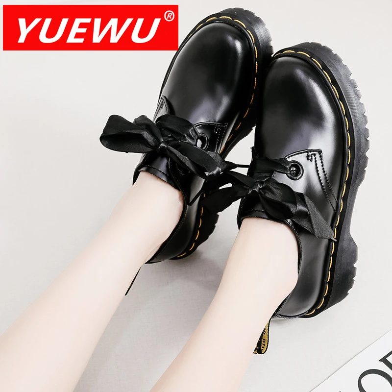 YUEWU New Pattern Large Size Women’S Thick Bottom Fashion Martins High Quality Cowhide Fabric Anti Slip Design
YUEWU New Pattern Large Size Women’S Thick Bottom Fashion Martins High Quality Cowhide Fabric Anti Slip Design