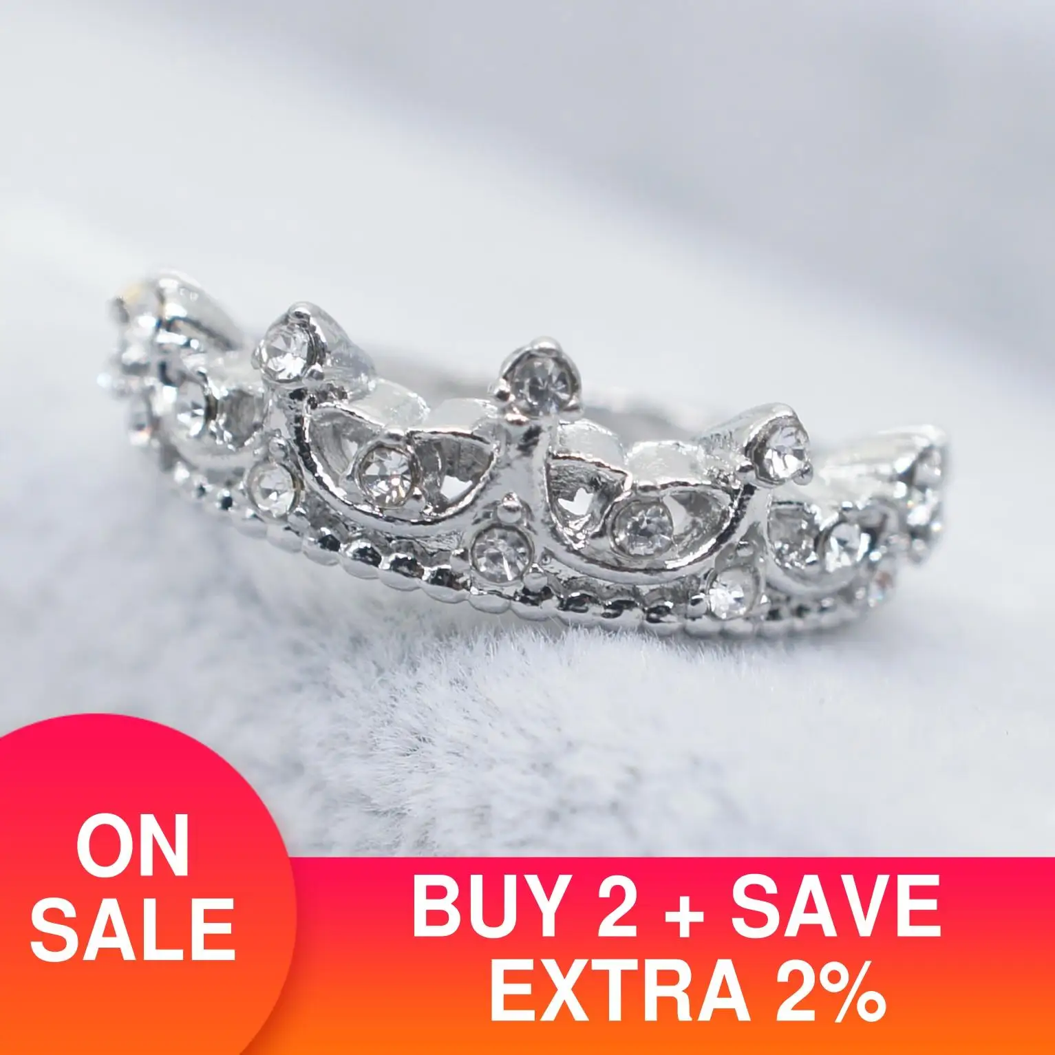 2021 fashion Crown 925 sterling silver fashion ring dubai for girl Valentine's Day gift jewelry drop shipping 925 R5403
2021 fashion Crown 925 sterling silver fashion ring dubai for girl Valentine's Day gift jewelry drop shipping 925 R5403