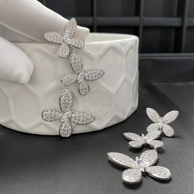 EarringSparkling Full High Carbon Diamond Butterflies Tassel Drop Earrings For Women 100% 925 Sterling Silver Party Fine Jewelry
EarringSparkling Full High Carbon Diamond Butterflies Tassel Drop Earrings For Women 100% 925 Sterling Silver Party Fine Jewelry