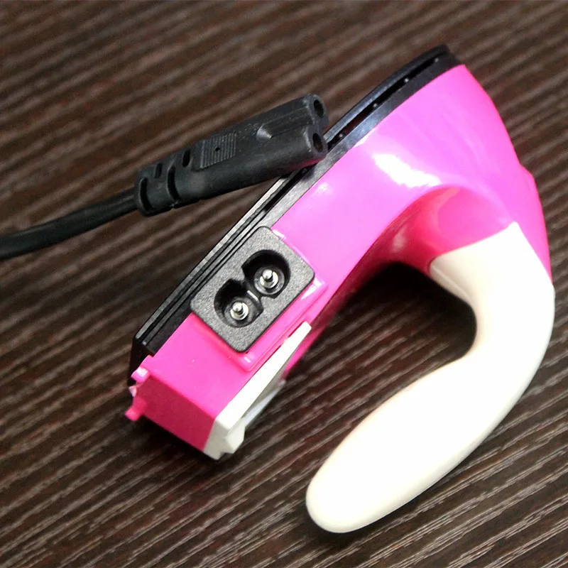 Mini Electric Iron Portable for Travel DIY Crafting Craft Clothes Sewing Supplies EU Plug
Mini Electric Iron Portable for Travel DIY Crafting Craft Clothes Sewing Supplies EU Plug