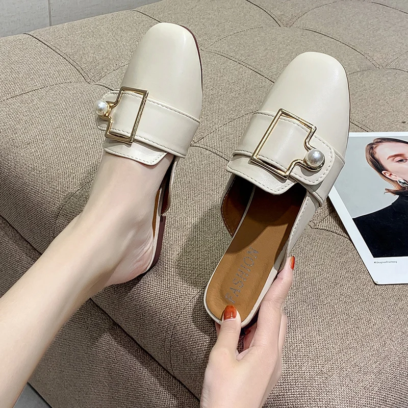 Pointed Toe Low Mules For Women 2021 Slippers Casual Slides Shoes Loafers Rivet String Bead Pantofle Luxury Cover Soft New Summe
Pointed Toe Low Mules For Women 2021 Slippers Casual Slides Shoes Loafers Rivet String Bead Pantofle Luxury Cover Soft New Summe