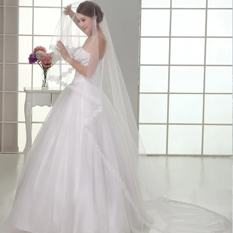 Wedding Veils 1.3/1.8/2.5M 4.3/8.2Ft Sequins Lace Edge Bridal Veil Wedding Accessories Mariage Bride Welon Wedding Veil
Wedding Veils 1.3/1.8/2.5M 4.3/8.2Ft Sequins Lace Edge Bridal Veil Wedding Accessories Mariage Bride Welon Wedding Veil