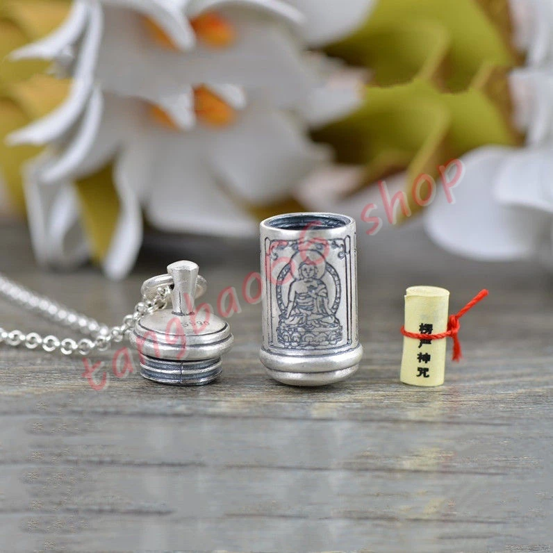 Shurangama Mantra Pendants Silver Pendant Amulet Men's and women's necklaces Six word truth Tathagata Kawu box
Shurangama Mantra Pendants Silver Pendant Amulet Men's and women's necklaces Six word truth Tathagata Kawu box