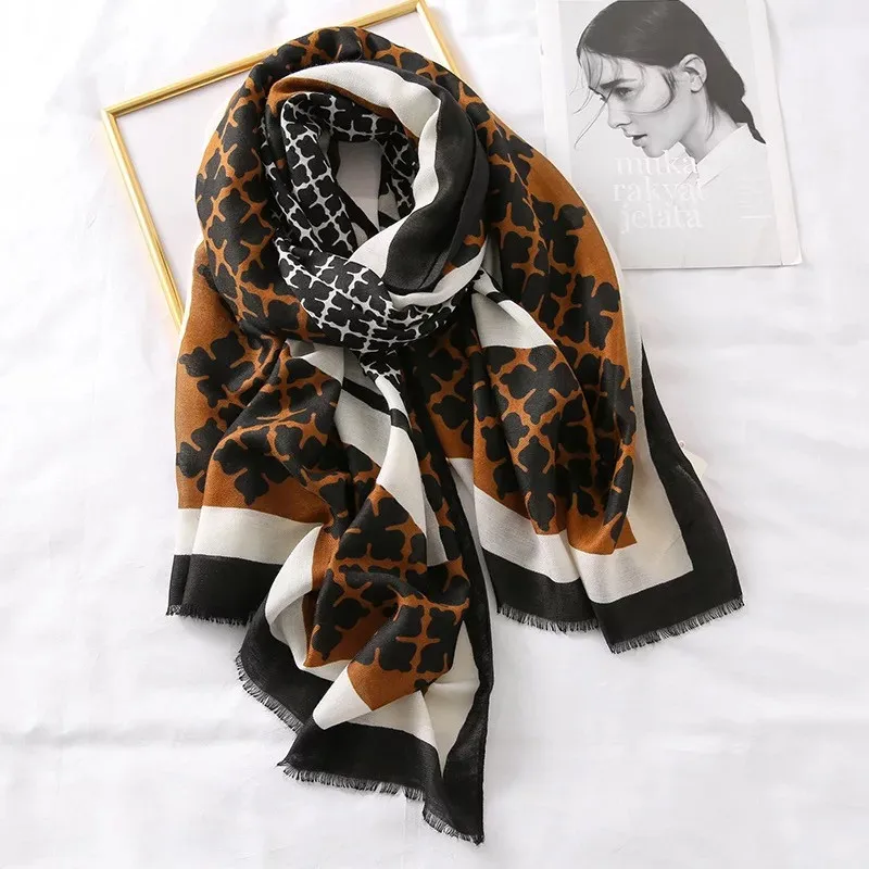 

Новинка 2019, Модный женский шарф в шотландскую клетку в испанском стиле, высококачественный пашминовый палантин с принтом, мусульманский хи...