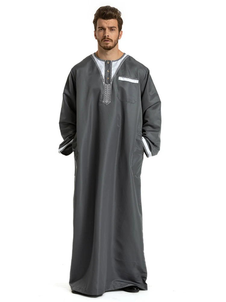 Abaya Kaftan Islam Middle East Arab Men's Round Neck Stitching Long-sleeved Muslim Hui Robe Male 2021 Summer New Dubai
Abaya Kaftan Islam Middle East Arab Men's Round Neck Stitching Long-sleeved Muslim Hui Robe Male 2021 Summer New Dubai