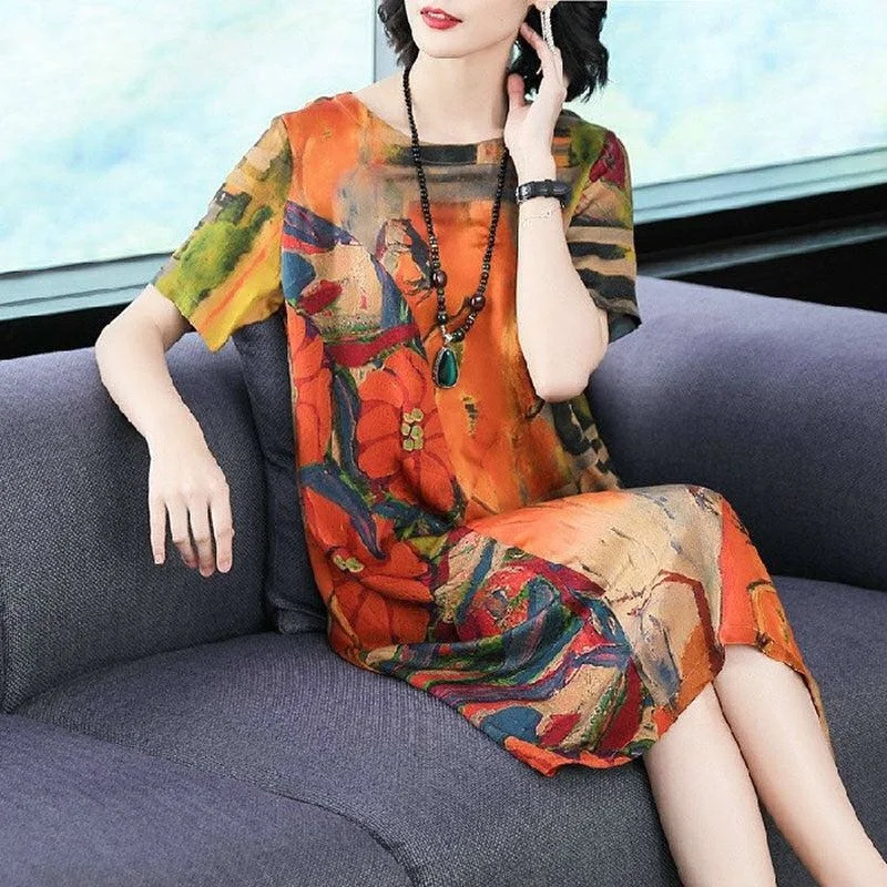 Women's Short-sleeved Dress Imitation Ice Silk Printed Over The Knee Large Size Loose A-line Dress bodycon dress
Women's Short-sleeved Dress Imitation Ice Silk Printed Over The Knee Large Size Loose A-line Dress bodycon dress