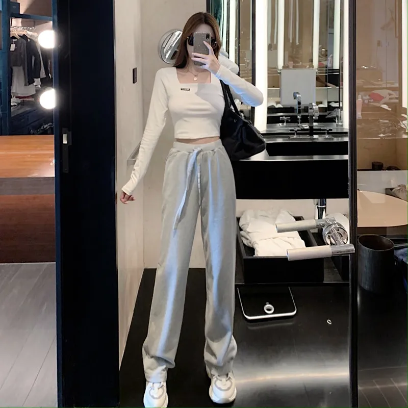 Sweatpants Women Clothes Streetwear Korean Style Wide Leg Baggy Black High Waisted Vintage Straight Pants
Sweatpants Women Clothes Streetwear Korean Style Wide Leg Baggy Black High Waisted Vintage Straight Pants