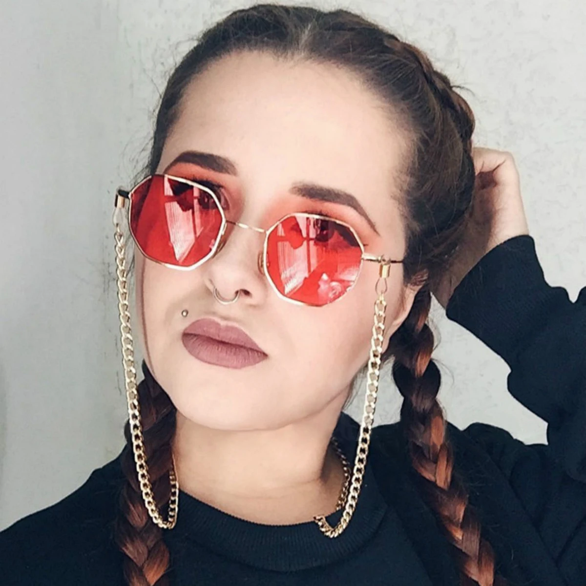 Trendy Unisex Hip Hop Punk Style Women Double-breasted Anti-Slip Chain Male Sunglasses Holder Eyewear Chain Straps Cordon Gafas
Trendy Unisex Hip Hop Punk Style Women Double-breasted Anti-Slip Chain Male Sunglasses Holder Eyewear Chain Straps Cordon Gafas