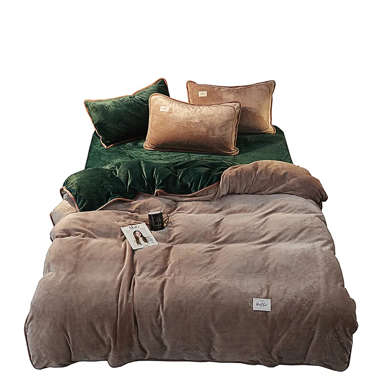 4.5kg thickened milk velvet 4-piece winter warm coral flannel bedding 4-piece sheet set
4.5kg thickened milk velvet 4-piece winter warm coral flannel bedding 4-piece sheet set