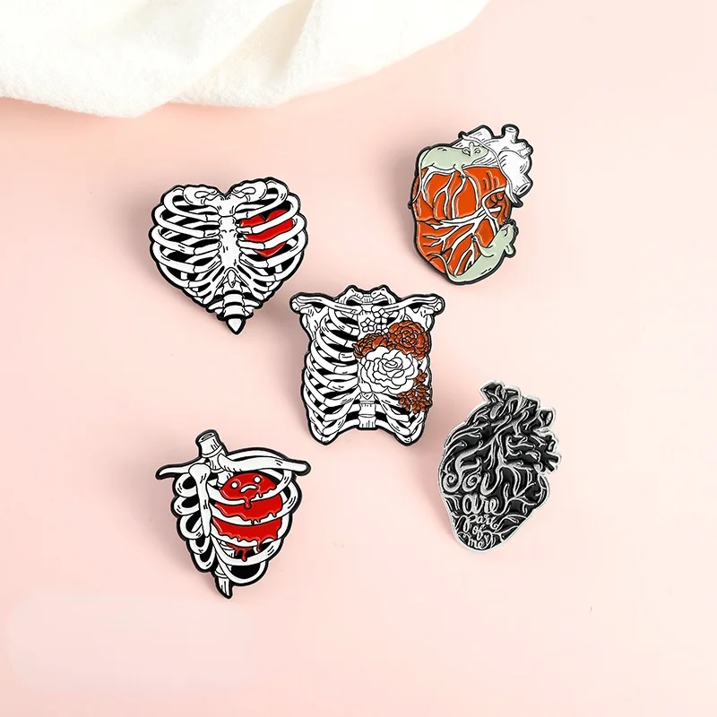 5PCS/SET Heart Skeleton Enamel Pins Anatomical Sternum Brooches for Doctors Nurses Punk Gothic Lapel Pin Badge Jewelry Wholesale
5PCS/SET Heart Skeleton Enamel Pins Anatomical Sternum Brooches for Doctors Nurses Punk Gothic Lapel Pin Badge Jewelry Wholesale