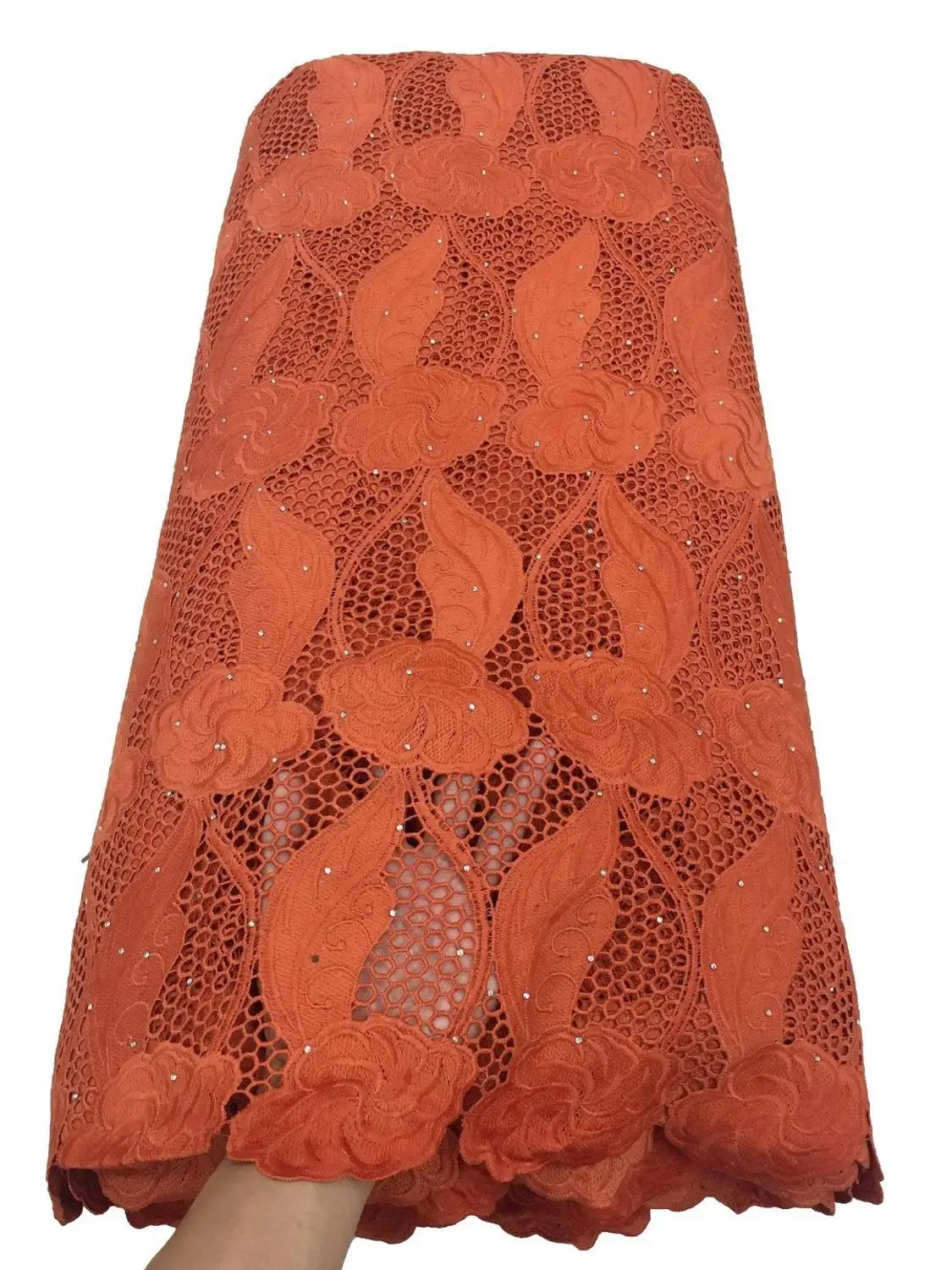 MIQIER High Quality African nigerian tulle Lace Fabric Pure cotton fabric Embroidery Gauze guipure lace fabric Party dress
MIQIER High Quality African nigerian tulle Lace Fabric Pure cotton fabric Embroidery Gauze guipure lace fabric Party dress