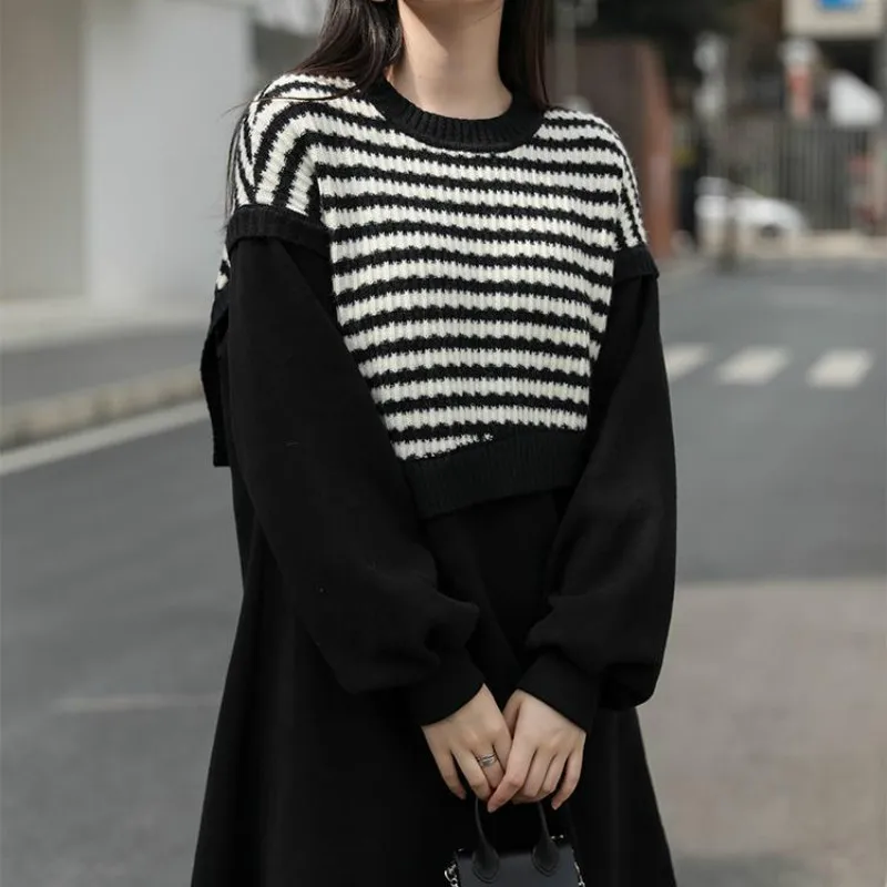 Женское трикотажное мини-платье, в полоску, с длинным рукавом, в Корейском стиле, на весну, 2021
Женское трикотажное мини-платье, в полоску, с длинным рукавом, в Корейском стиле, на весну, 2021