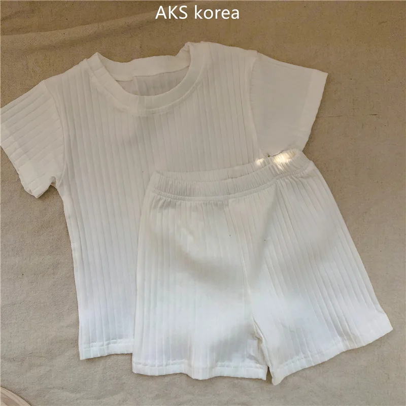 2021 Summer Boys and Girls Cotton Suit Short-sleeved Sets 0-4 Years Old Baby Clothes Short-sleeved Shorts Two-piece Set
2021 Summer Boys and Girls Cotton Suit Short-sleeved Sets 0-4 Years Old Baby Clothes Short-sleeved Shorts Two-piece Set
