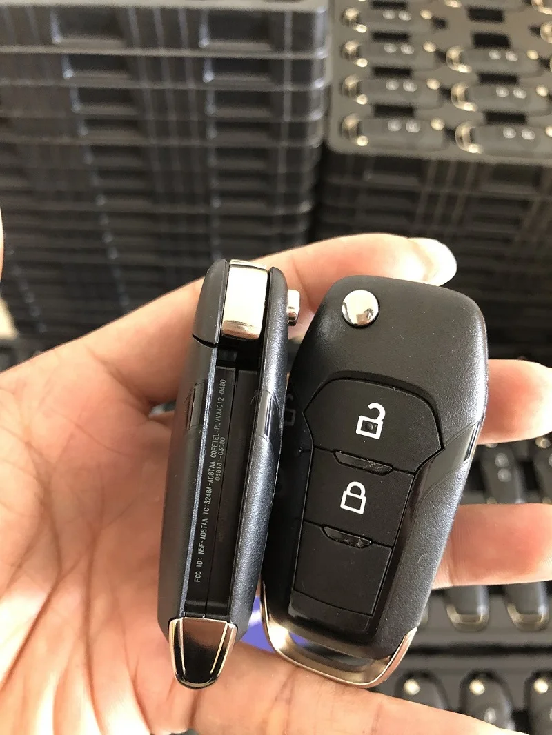CN018018 Original and Aftermarket For Ford Ranger 2 Button Remote key HITAG-Pro Chip 433MHZ FCC EB3T-15K601-BA
CN018018 Original and Aftermarket For Ford Ranger 2 Button Remote key HITAG-Pro Chip 433MHZ FCC EB3T-15K601-BA