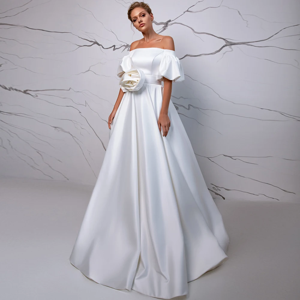 White Boat Neck Off-The-Shoulder Wedding Dresses A-Line Floor-Length Flower Pleat Satin Zipper Back Sweep Train Bridal Gowns
White Boat Neck Off-The-Shoulder Wedding Dresses A-Line Floor-Length Flower Pleat Satin Zipper Back Sweep Train Bridal Gowns