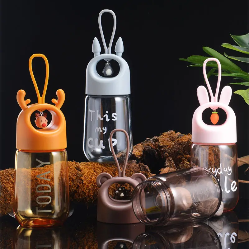 Anti-falling High-Value Plastic Cups for Children and Students Cute Trend Girls Cartoon Portable Cups Cute Water Bottle
Anti-falling High-Value Plastic Cups for Children and Students Cute Trend Girls Cartoon Portable Cups Cute Water Bottle