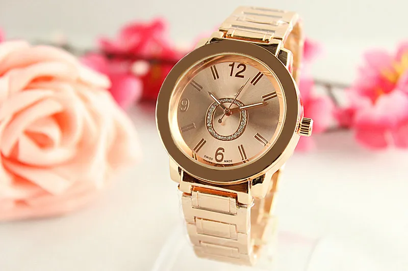 RLLEN Stainless Steel Men Women Couples Quartz Watches Fashion Luxury Jewelry Gift Exquisite Retro Original Copy Jewelry
RLLEN Stainless Steel Men Women Couples Quartz Watches Fashion Luxury Jewelry Gift Exquisite Retro Original Copy Jewelry