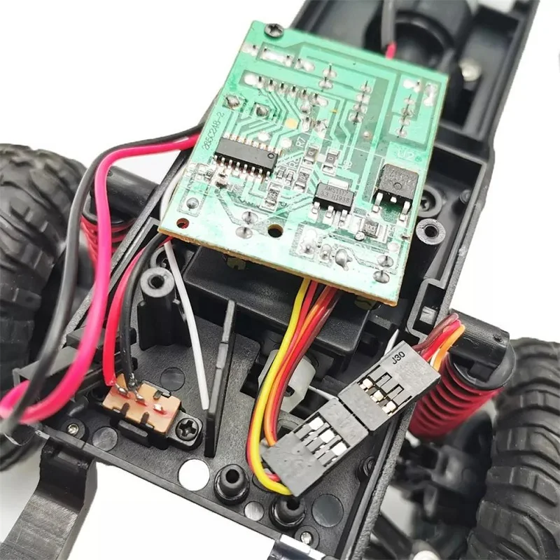 1:12 Scale MN Model RTR Version WPL RC Car 2.4G 4WD MN99S MN99-S RC Rock Crawler D90 Pickup Remote Control Truck Toys
1:12 Scale MN Model RTR Version WPL RC Car 2.4G 4WD MN99S MN99-S RC Rock Crawler D90 Pickup Remote Control Truck Toys