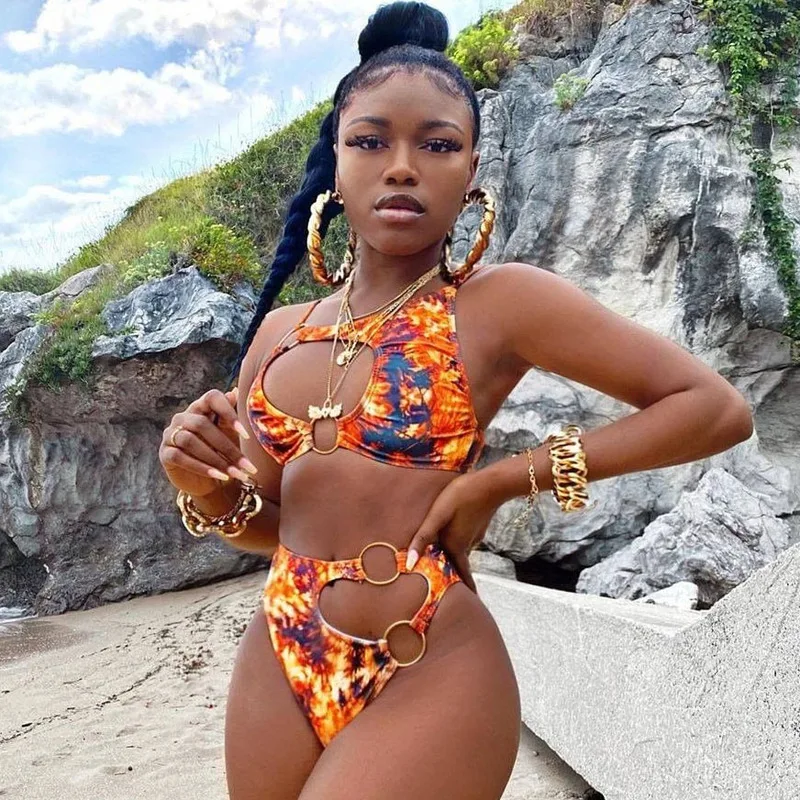 African Style Bikini Bathing Suit Sexy Cut Out Swimwear Chain Ring Swimming Suit for Women Two Piece Swimsuit Floral Biquini
African Style Bikini Bathing Suit Sexy Cut Out Swimwear Chain Ring Swimming Suit for Women Two Piece Swimsuit Floral Biquini