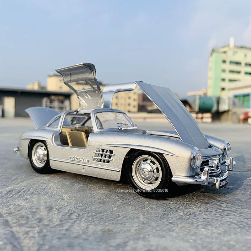 Bburago 1:24 новейшая модель 1954 Mercedes 300 SL имитационная автомобиля из сплава