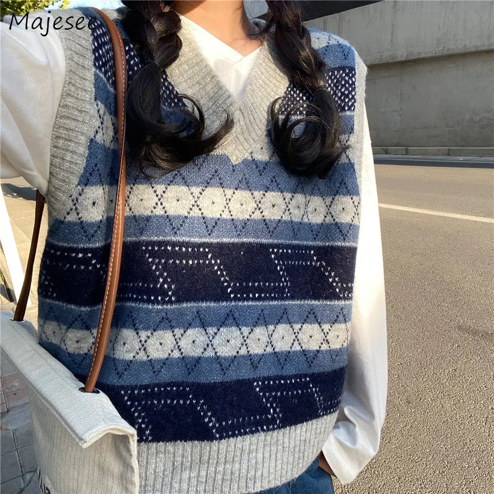 Sweater Vests Womens Geometric Knitted College Style V-neck Vintage Korean Stylish Casual Tops Female Sleeveless Autumn Argyle
Sweater Vests Womens Geometric Knitted College Style V-neck Vintage Korean Stylish Casual Tops Female Sleeveless Autumn Argyle