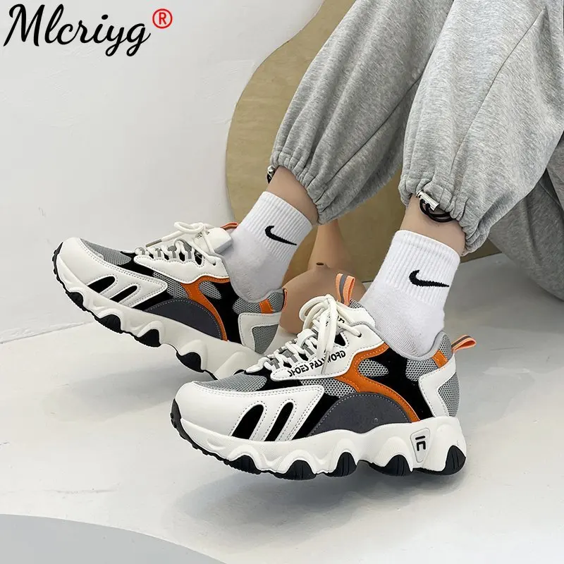 Fashion Woman Mesh Breathable Casual Shoes 2021 Spring Autumn New Woman Sneakers Walking Comfort Woman Lace-up Vulcanized Shoes
Fashion Woman Mesh Breathable Casual Shoes 2021 Spring Autumn New Woman Sneakers Walking Comfort Woman Lace-up Vulcanized Shoes