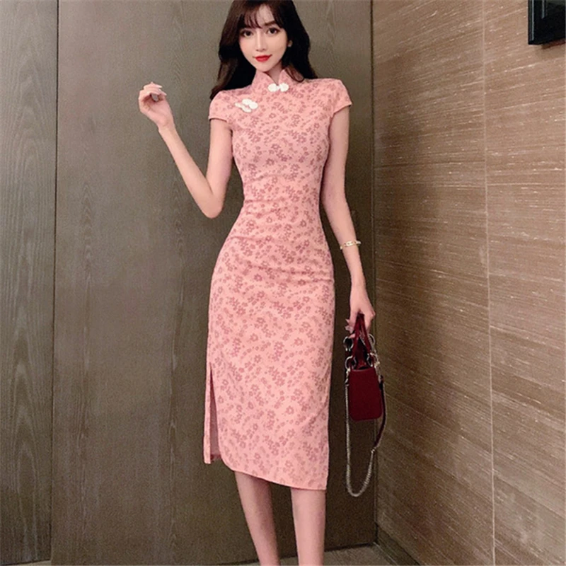 2021 Summer Fashion New Style Improved Version Girl Print Split End Temperament Retro Elegant Cheongsam Dress Trend H184
2021 Summer Fashion New Style Improved Version Girl Print Split End Temperament Retro Elegant Cheongsam Dress Trend H184