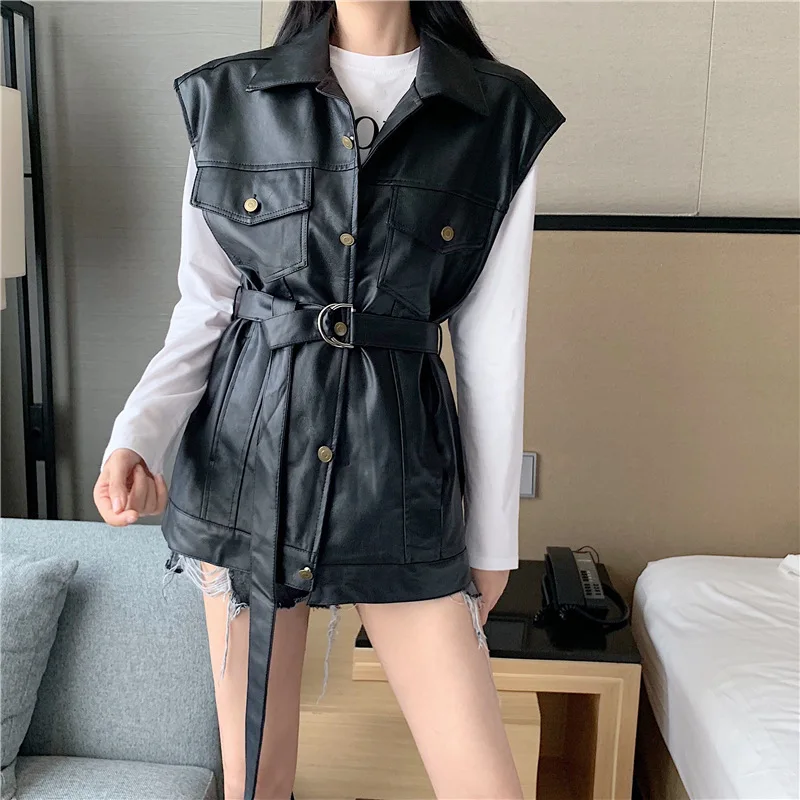 2022 Spring Autumn New Korean Black Strap PU Leather Vest Girls Locomotive Sashes Loose Vest With Belt Casual Women Coat PY153
2022 Spring Autumn New Korean Black Strap PU Leather Vest Girls Locomotive Sashes Loose Vest With Belt Casual Women Coat PY153