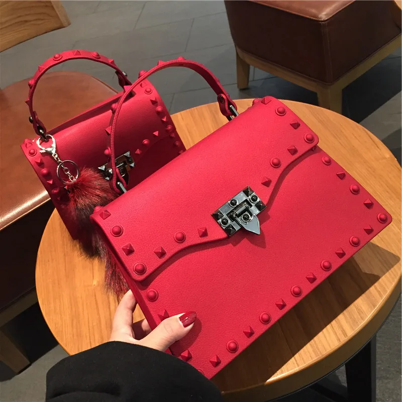 Xiuya Luxury Womens Handbags 2021 Autumn Matte PVC Rivet Flap Shoulder Crossbody Bag Women Fashion Pouch Female Shoppers Purse
Xiuya Luxury Womens Handbags 2021 Autumn Matte PVC Rivet Flap Shoulder Crossbody Bag Women Fashion Pouch Female Shoppers Purse