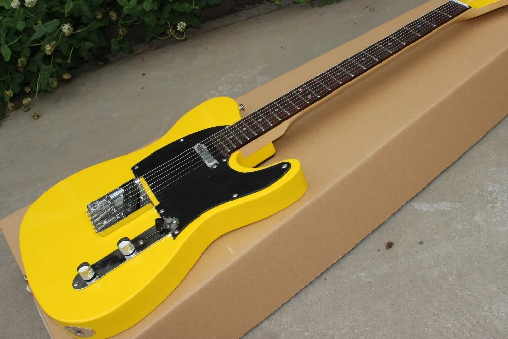 custom shop,6 Strings rosewood fingerboard Electric Guitar,yellow color gitaar work by hands guitarra,real photos
custom shop,6 Strings rosewood fingerboard Electric Guitar,yellow color gitaar work by hands guitarra,real photos